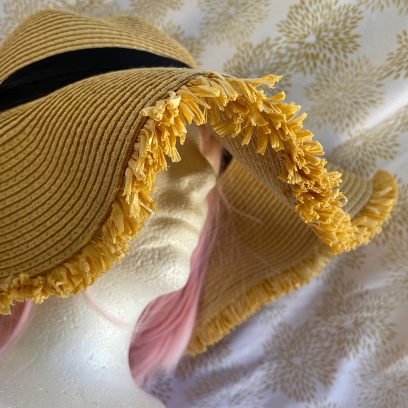 Bride tribe beach hat - Picture 3 of 5
